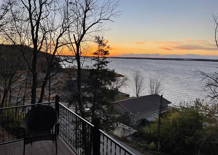 View And The Mighty Mississippi / Sidon Nauvoo