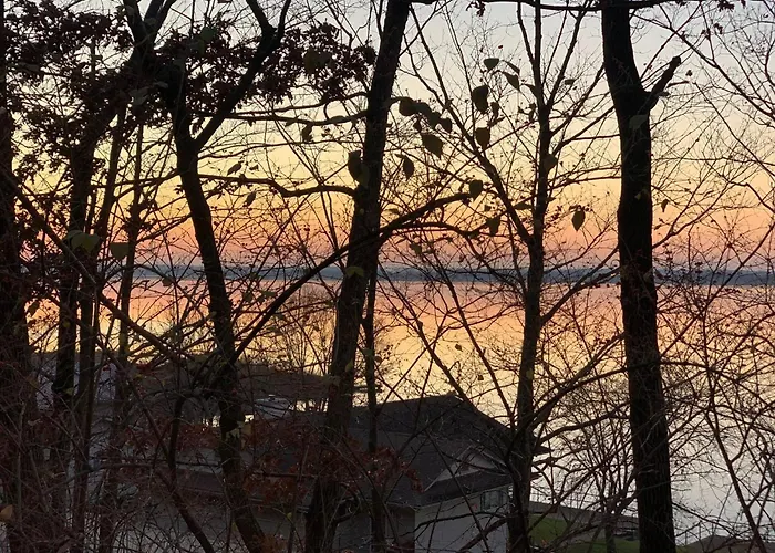 View And The Mighty Mississippi / Sidon